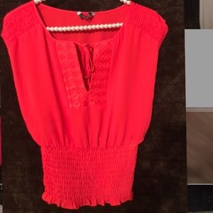 XS BRAND NEW NEVER WORN BEBE Top